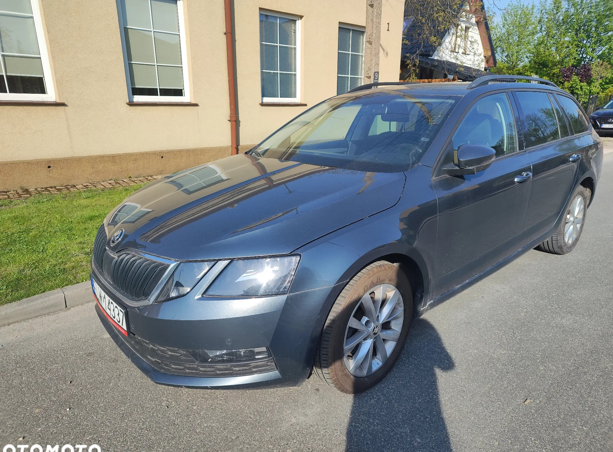 Skoda Octavia cena 47500 przebieg: 129000, rok produkcji 2019 z Koluszki małe 56